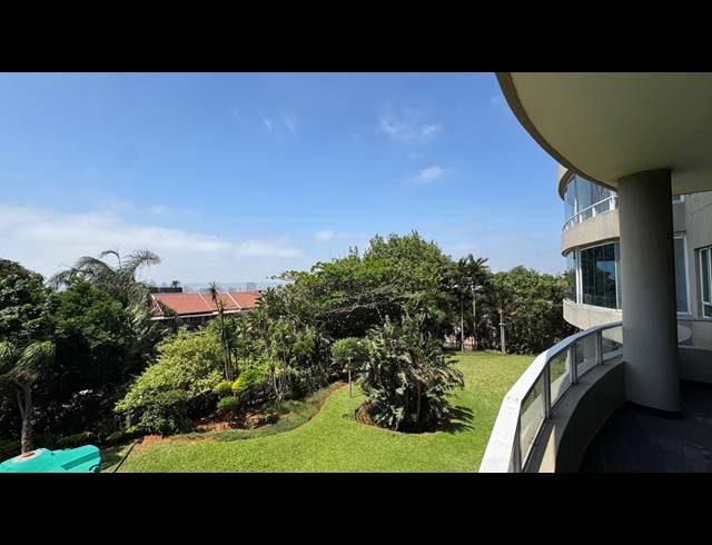 4 BEDROOM APARTMENT FOR SALE IN ESSENWOOD